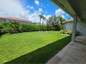 19179 S Gardenia Ave, Weston FL 33332