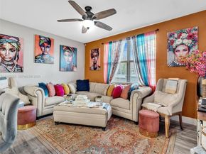 2027 SE 12th St, Homestead FL 33035