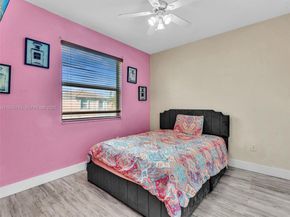 2027 SE 12th St, Homestead FL 33035