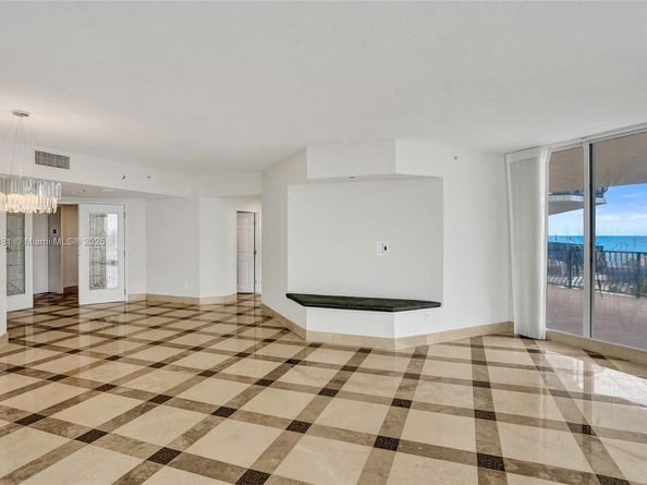 100 S Birch Rd 906B, Fort Lauderdale FL 33316