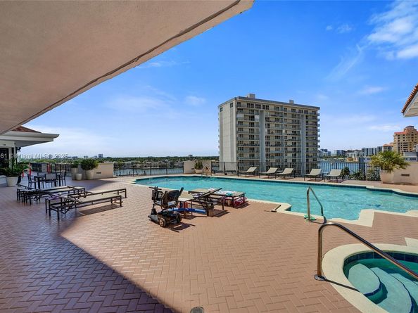 100 S Birch Rd 906B, Fort Lauderdale FL 33316