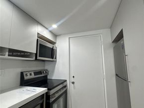 2312 S Cypress Bend Dr 107, Pompano Beach FL 33069