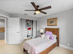 1171 Laguna Springs Dr, Weston FL 33326