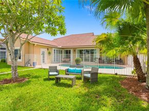 1171 Laguna Springs Dr, Weston FL 33326