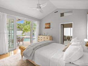 1171 Laguna Springs Dr, Weston FL 33326