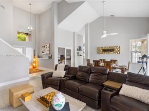 1171 Laguna Springs Dr, Weston FL 33326