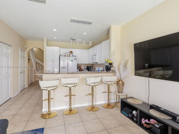 2971 NW 33rd Way, Lauderdale Lakes FL 33311