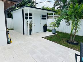 1940 NE 186th Dr, North Miami Beach FL 33179