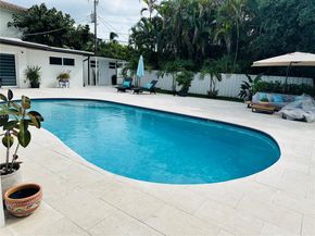 1940 NE 186th Dr, North Miami Beach FL 33179