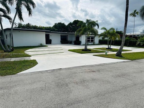 1940 NE 186th Dr, North Miami Beach FL 33179