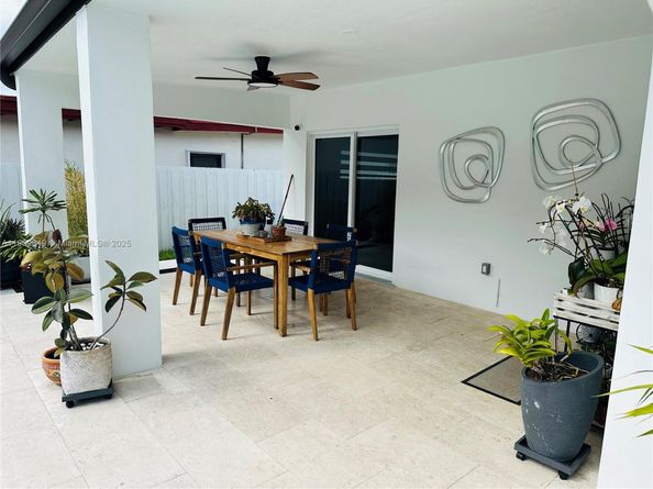 1940 NE 186th Dr, North Miami Beach FL 33179