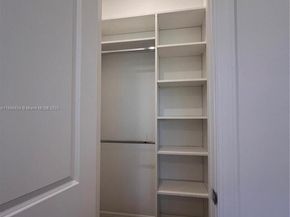 2814 Primrose Pl, Oakland Park FL 33309