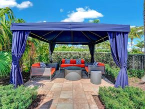 2814 Primrose Pl, Oakland Park FL 33309