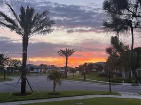 2814 Primrose Pl, Oakland Park FL 33309