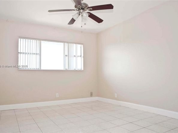 270 Layne Blvd 305, Hallandale Beach FL 33009