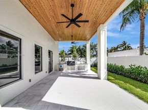 371 E Lakewood Rd, West Palm Beach FL 33405