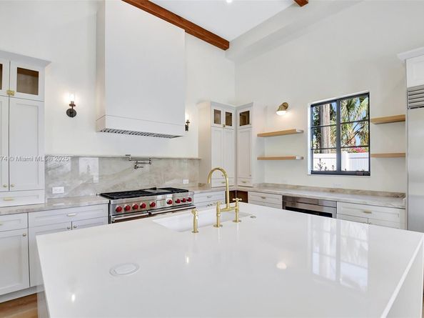 371 E Lakewood Rd, West Palm Beach FL 33405
