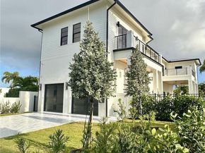 371 E Lakewood Rd, West Palm Beach FL 33405