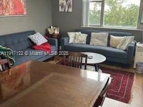 4001 Hillcrest Dr 416, Hollywood FL 33021