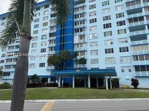 4001 Hillcrest Dr 416, Hollywood FL 33021