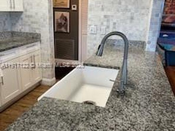 4001 Hillcrest Dr 416, Hollywood FL 33021