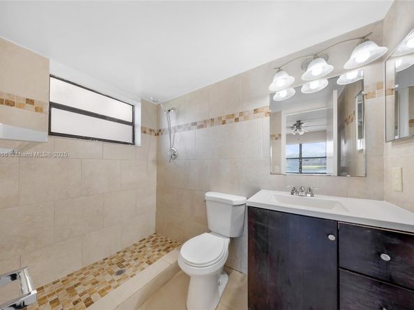 Undisclosed Address #A11905486, Sunrise FL 33351