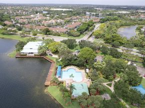 1154 NW 183rd Ter, Pembroke Pines FL 33029