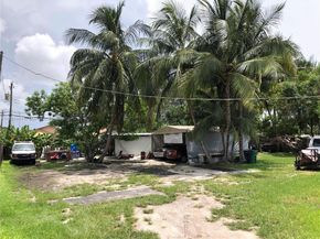 7415 SW 23rd St, Miami FL 33155