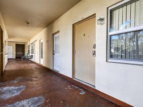 1958 Monroe St 206, Hollywood FL 33020