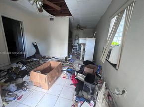 3271 NW 102nd St, Miami FL 33147