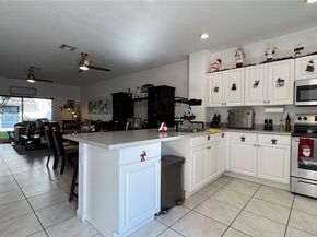 2805 NW 180th St, Miami Gardens FL 33056