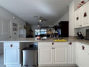 2805 NW 180th St, Miami Gardens FL 33056