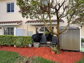 2805 NW 180th St, Miami Gardens FL 33056