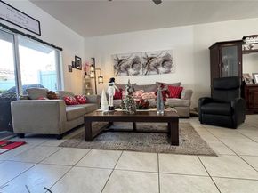 2805 NW 180th St, Miami Gardens FL 33056