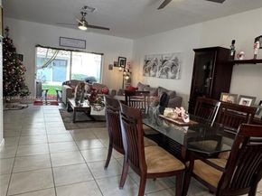 2805 NW 180th St, Miami Gardens FL 33056