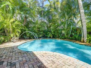 1625 NE 4th Pl, Fort Lauderdale FL 33301