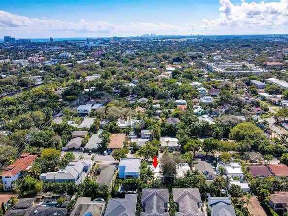 1625 NE 4th Pl, Fort Lauderdale FL 33301