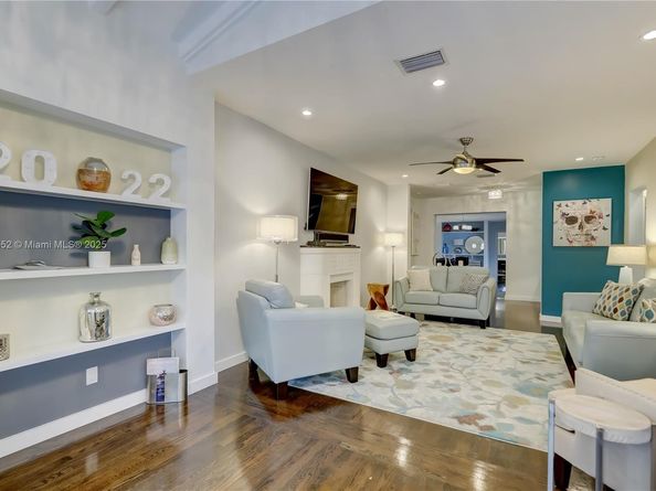 1625 NE 4th Pl, Fort Lauderdale FL 33301