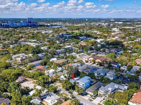 1625 NE 4th Pl, Fort Lauderdale FL 33301