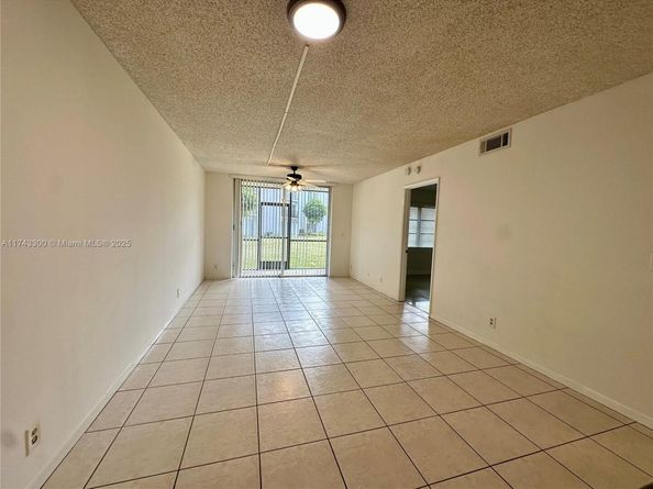 8750 N Sherman Cir 102, Miramar FL 33025