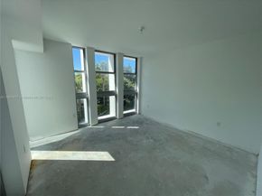 13800 Highland Dr 210, North Miami Beach FL 33181