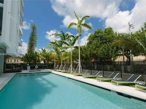 13800 Highland Dr 210, North Miami Beach FL 33181