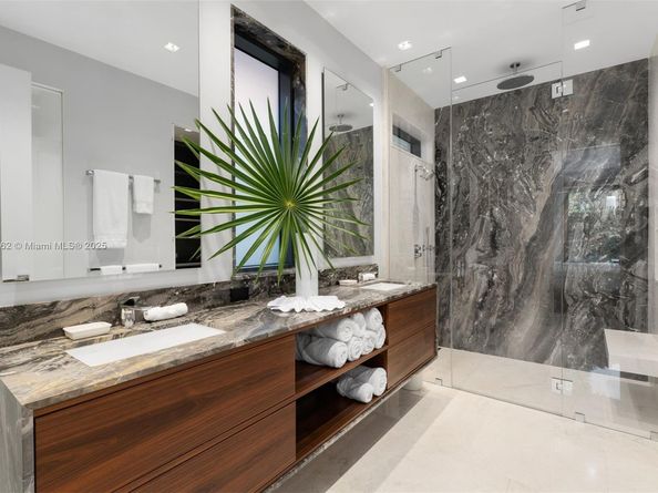 740 Majorca Ave, Coral Gables FL 33134
