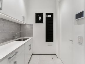 740 Majorca Ave, Coral Gables FL 33134