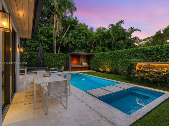 740 Majorca Ave, Coral Gables FL 33134