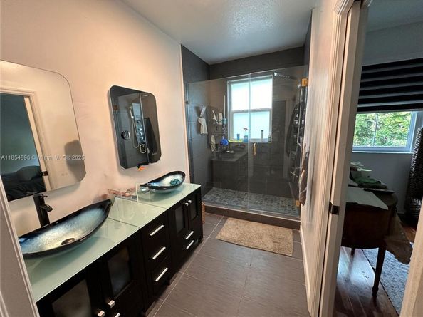 8908 SW 109th Ave, Miami FL 33176