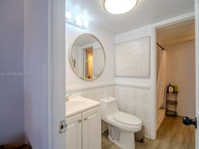 1331 Lincoln Rd 804, Miami Beach FL 33139