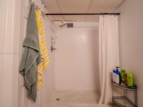 1331 Lincoln Rd 804, Miami Beach FL 33139