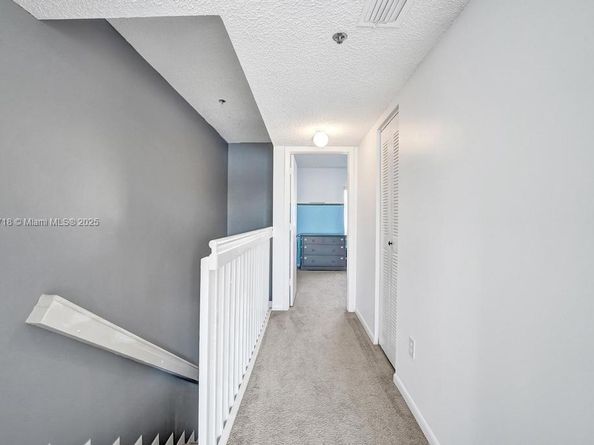 174 Riviera Cir 274, Weston FL 33326