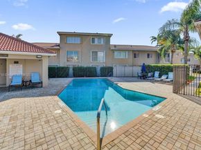 174 Riviera Cir 274, Weston FL 33326
